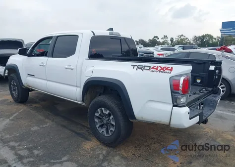 2022 Toyota Tacoma Trd Off Road z USA, uszkodzony, nr VIN 3TMCZ5AN9NM504786